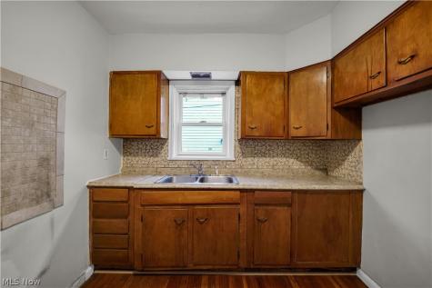 1355 West Boulevard Cleveland OH 44102