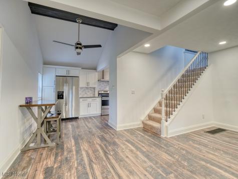 570 Juneway Drive Bay Village OH 44140