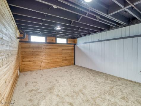 570 Juneway Drive Bay Village OH 44140