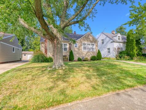 570 Juneway Drive Bay Village OH 44140