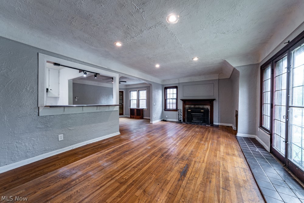 18405 Newell Road Shaker Heights OH 44122