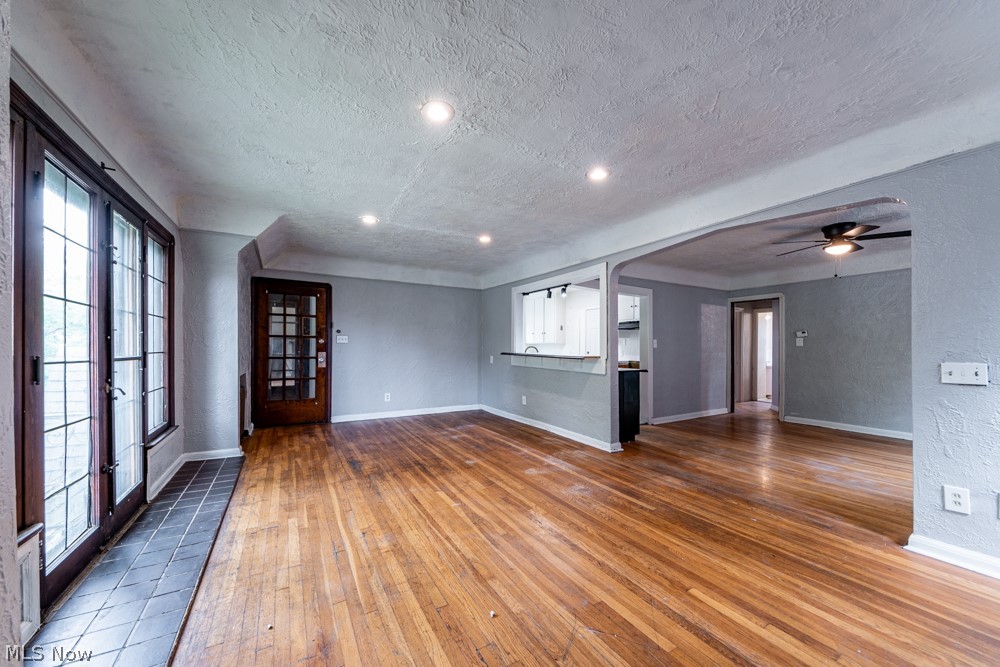 18405 Newell Road Shaker Heights OH 44122
