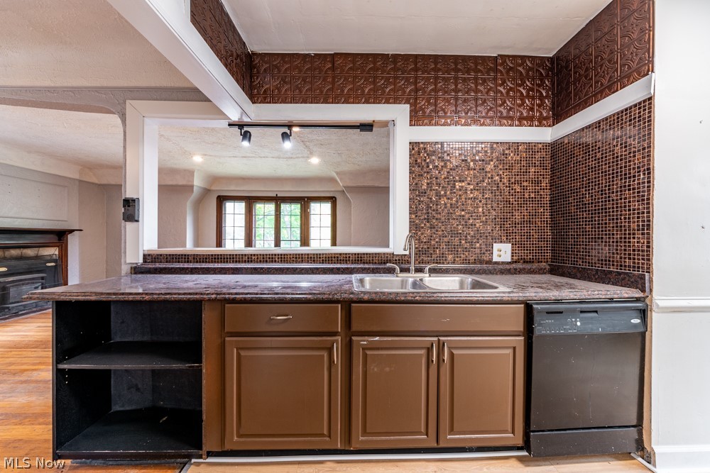 18405 Newell Road Shaker Heights OH 44122