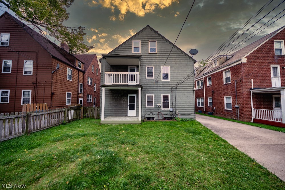 18405 Newell Road Shaker Heights OH 44122