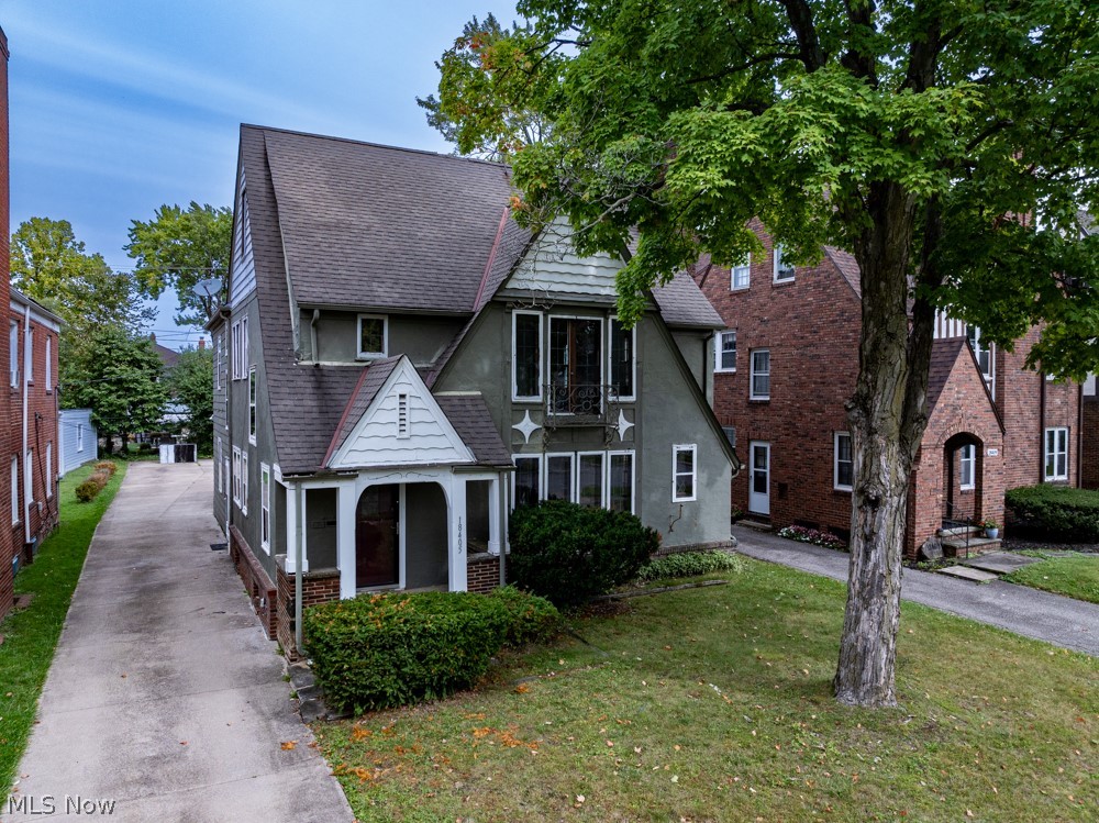 18405 Newell Road Shaker Heights OH 44122