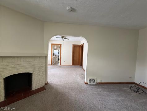 1605 Larchmont Avenue Lakewood OH 44107