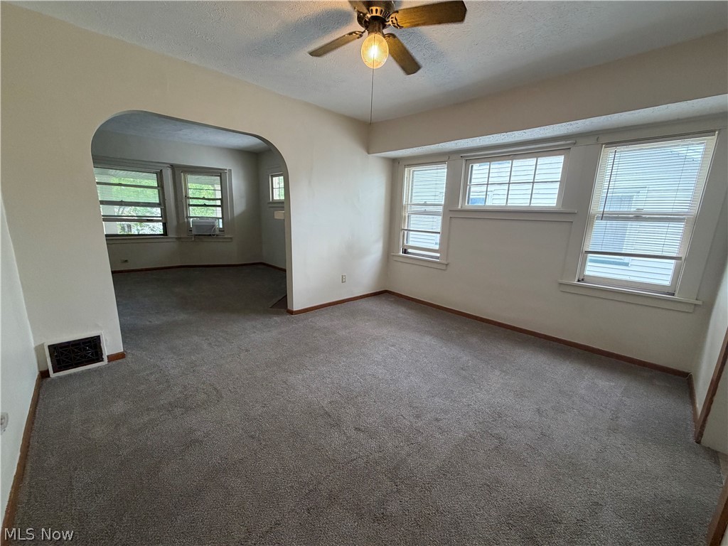 1605 Larchmont Avenue Lakewood OH 44107