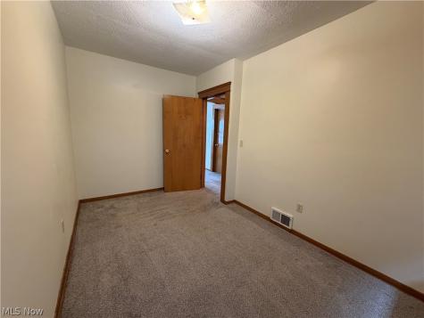 1605 Larchmont Avenue Lakewood OH 44107
