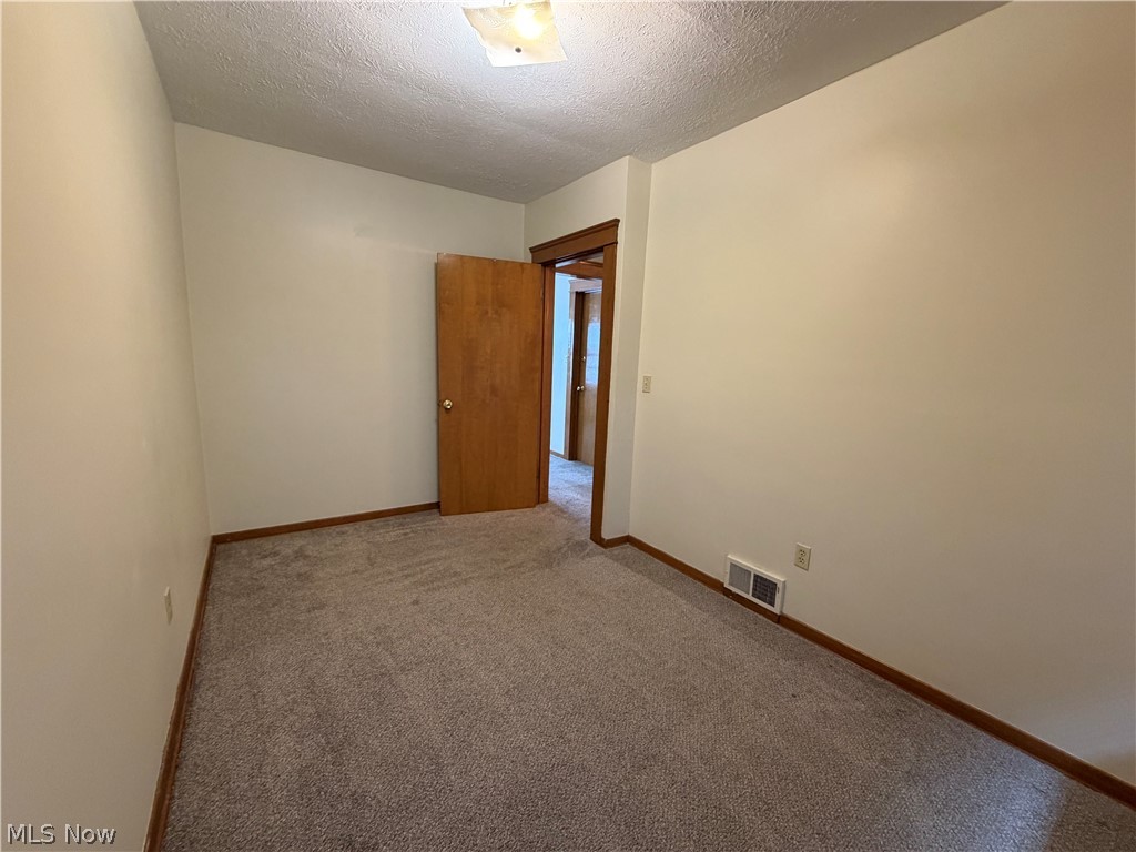 1605 Larchmont Avenue Lakewood OH 44107