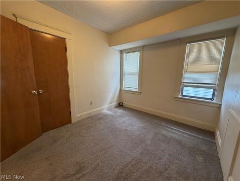 1605 Larchmont Avenue Lakewood OH 44107