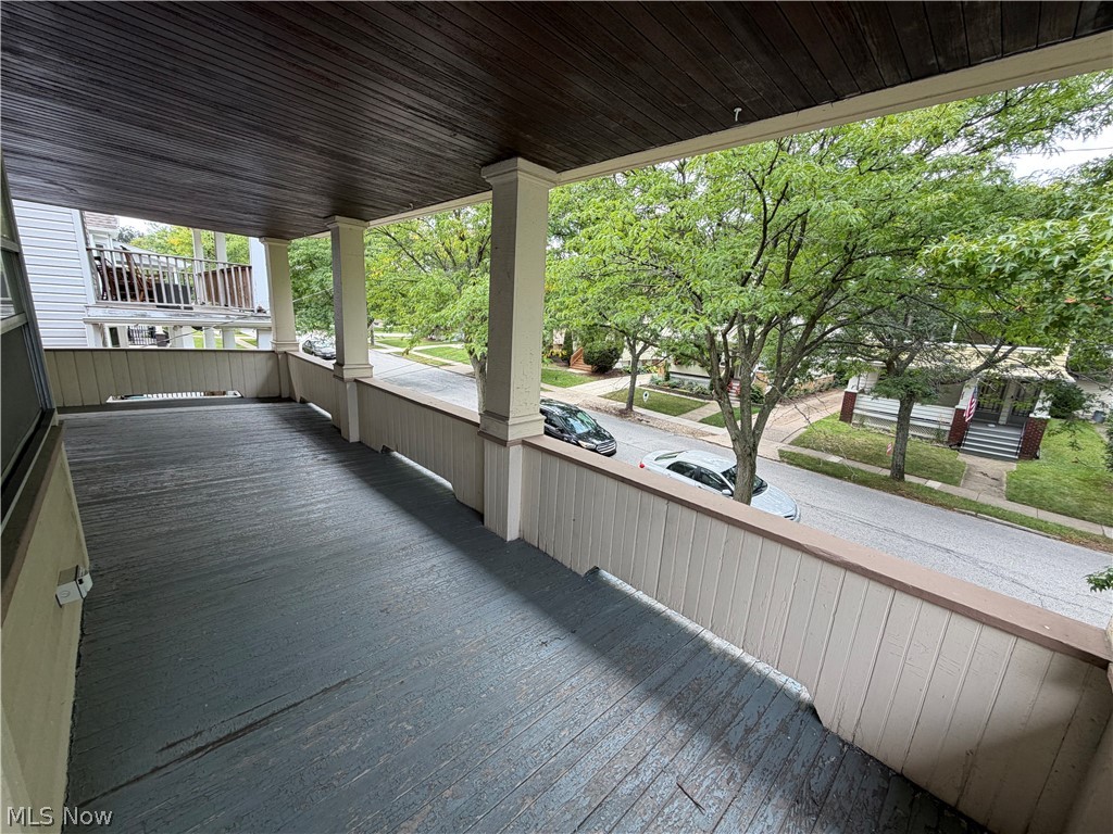 1605 Larchmont Avenue Lakewood OH 44107