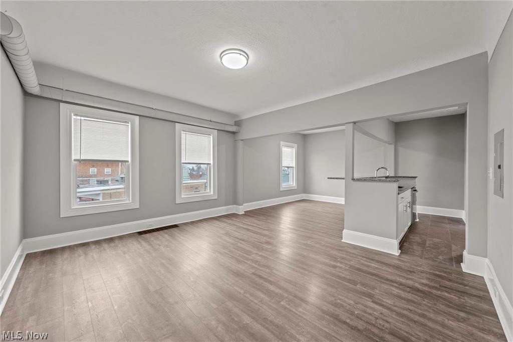6812 Detroit Avenue Cleveland OH 44102