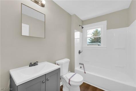 9409 Denison Avenue Cleveland OH 44102