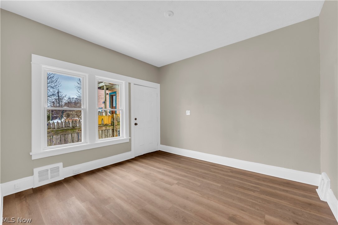 9409 Denison Avenue Cleveland OH 44102