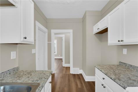 9409 Denison Avenue Cleveland OH 44102