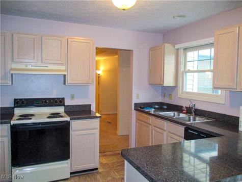 1942 E 84th Street Cleveland OH 44106