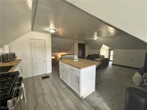 377 Lawson Steubenville OH 43952