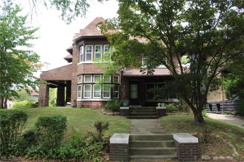 9501 Shakespeare Parkway Cleveland OH 44108