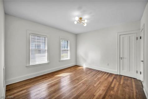 2135 Coventry Road Cleveland Heights OH 44118