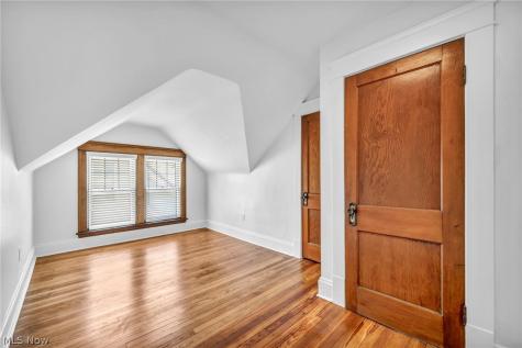 2135 Coventry Road Cleveland Heights OH 44118