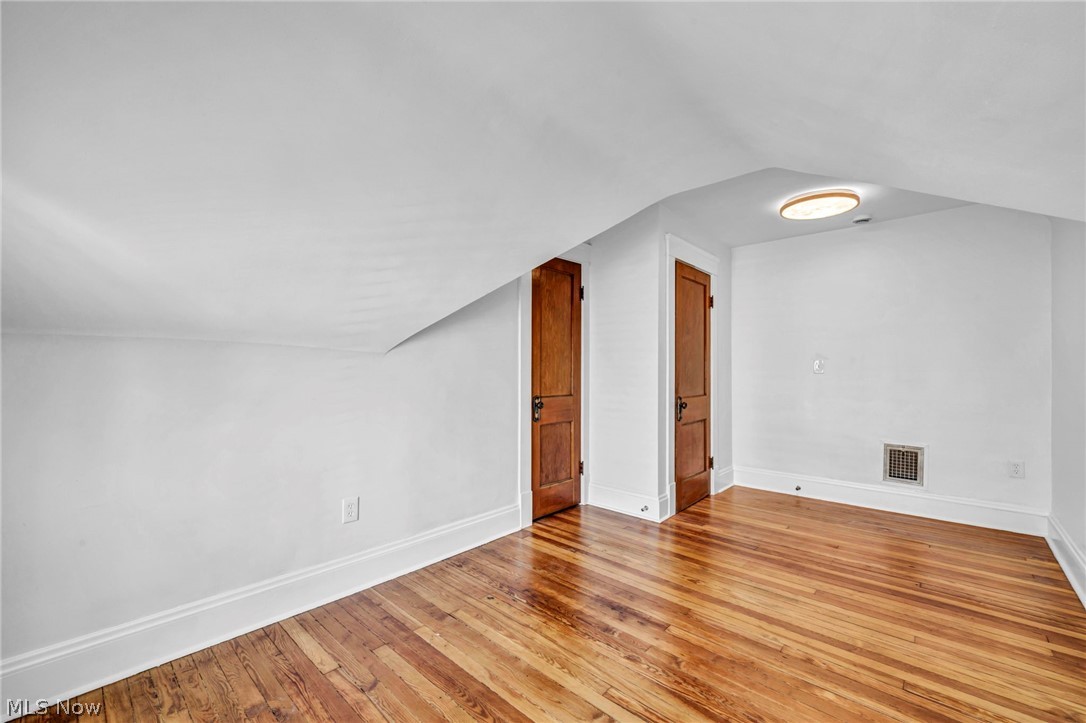 2135 Coventry Road Cleveland Heights OH 44118