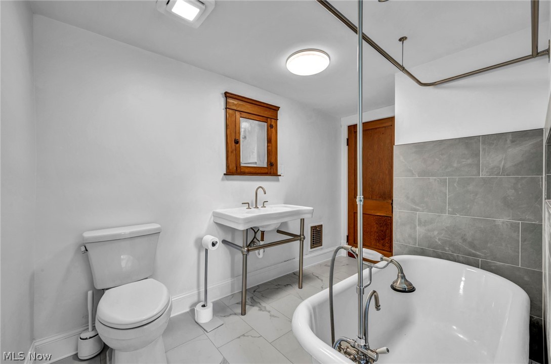 2135 Coventry Road Cleveland Heights OH 44118
