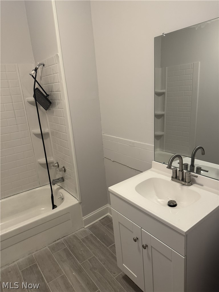 9409 Empire Avenue Cleveland OH 44108
