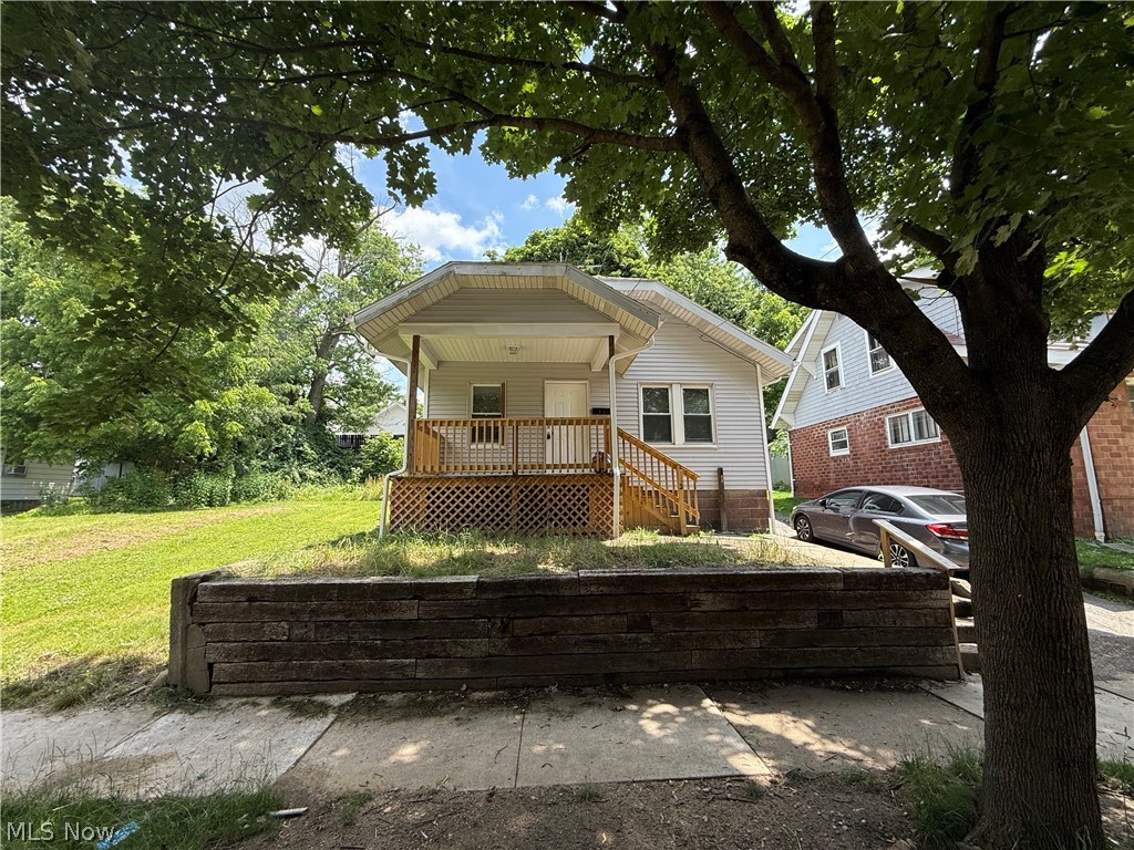 283 Sobul Avenue Akron OH 44305