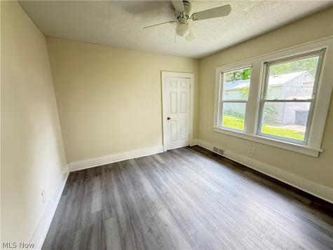283 Sobul Avenue Akron OH 44305