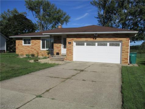 1373 N Skyline Drive Seven Hills OH 44131