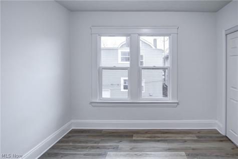 1931 W 74 Street Cleveland OH 44102