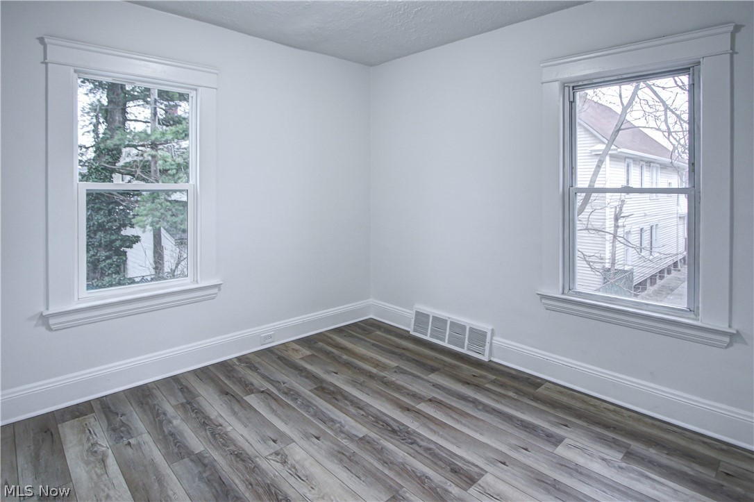 1931 W 74 Street Cleveland OH 44102