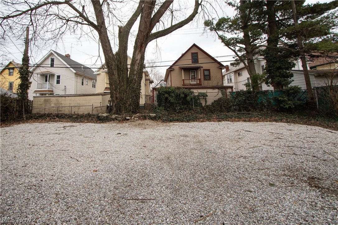 1931 W 74 Street Cleveland OH 44102