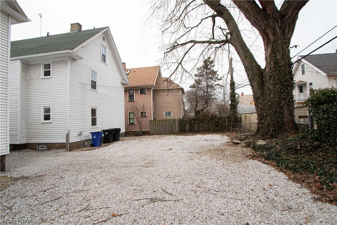 1931 W 74 Street Cleveland OH 44102