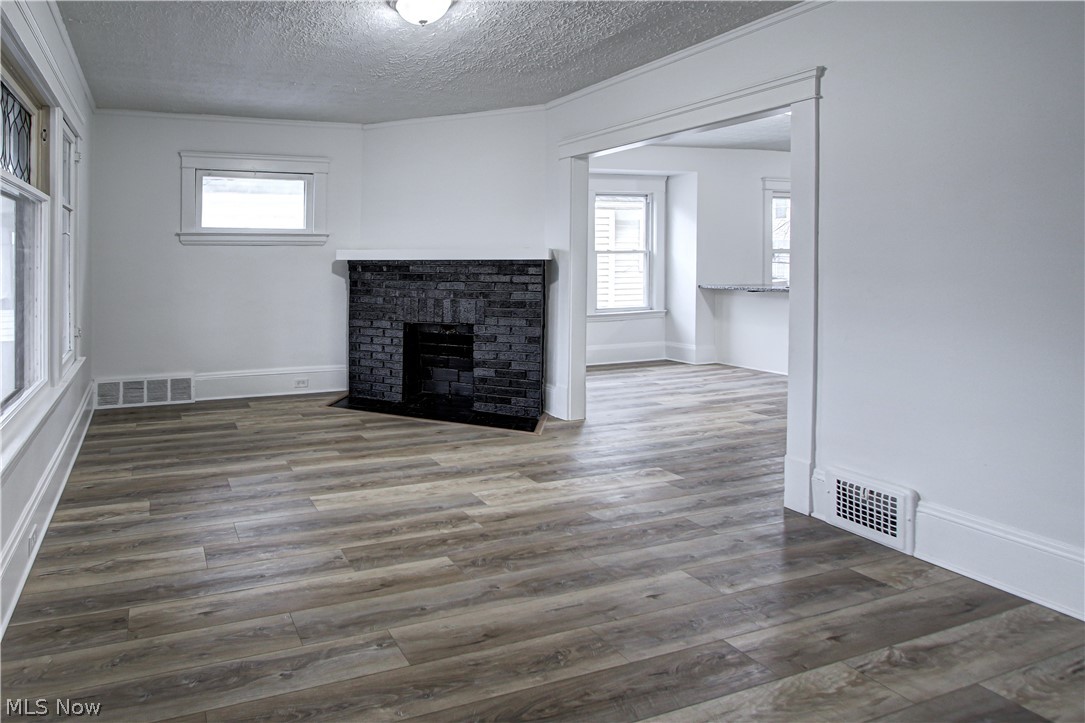 1931 W 74 Street Cleveland OH 44102