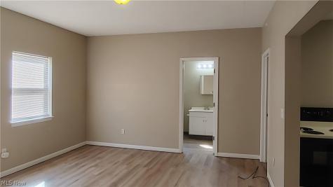 634 Sumner Street Akron OH 44311