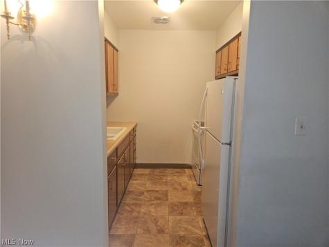 7010 Carriage Hill Drive Brecksville OH 44141
