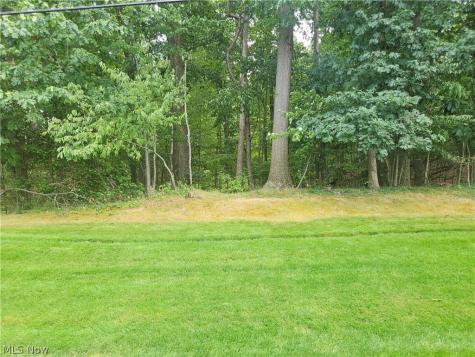 7010 Carriage Hill Drive Brecksville OH 44141