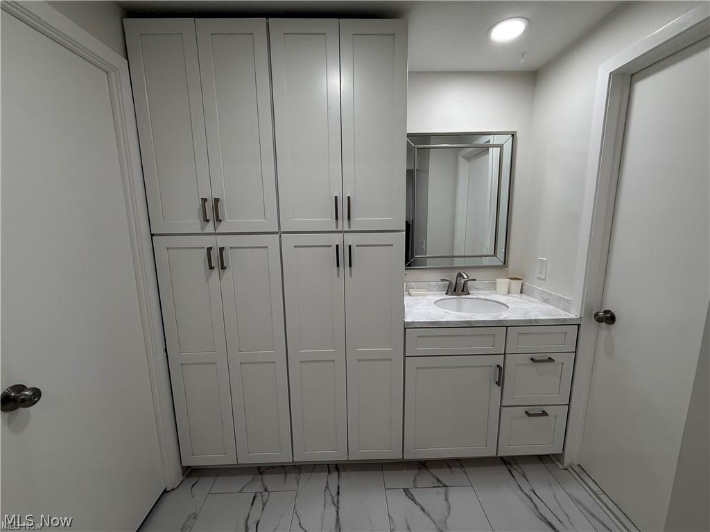 14961 Sherwood Drive Strongsville OH 44149