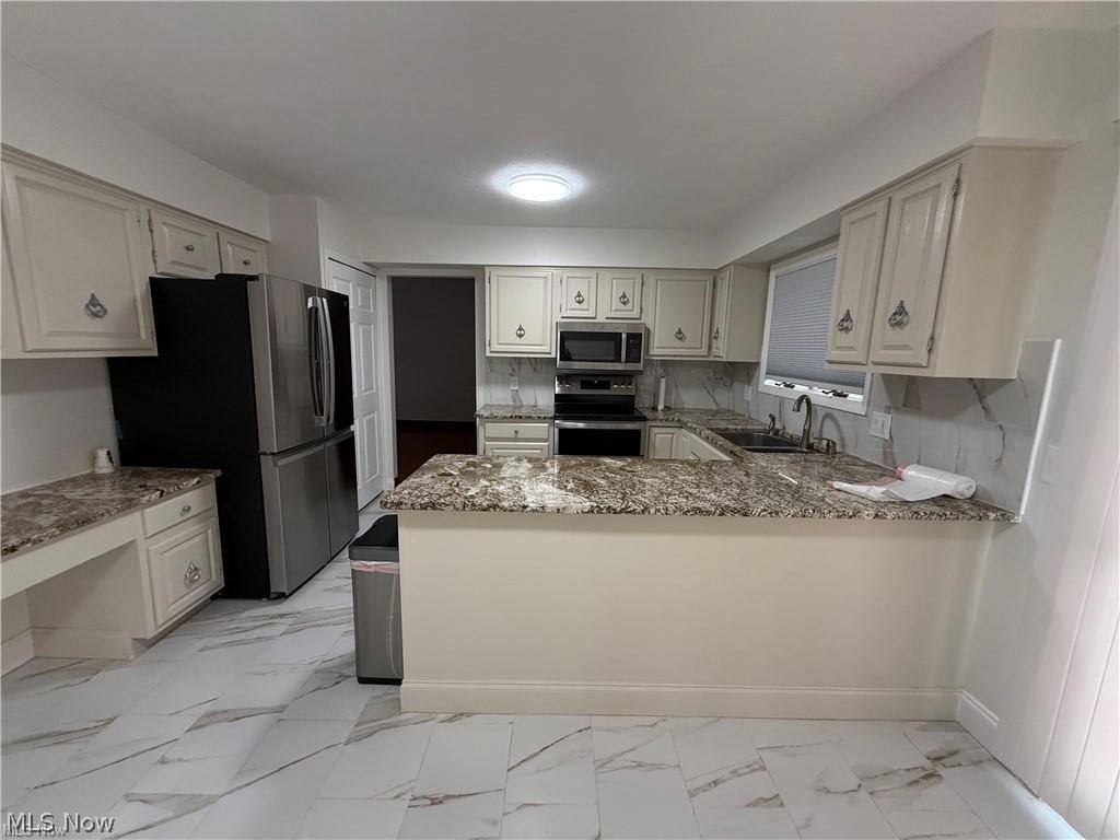 14961 Sherwood Drive Strongsville OH 44149
