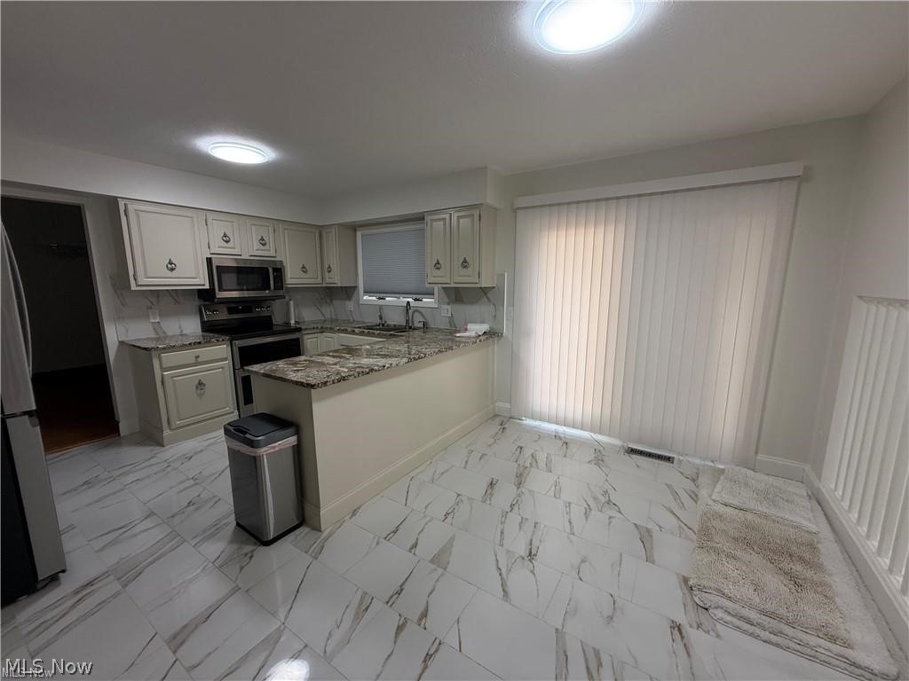 14961 Sherwood Drive Strongsville OH 44149
