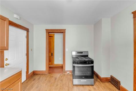 11601 Headley Avenue Cleveland OH 44111