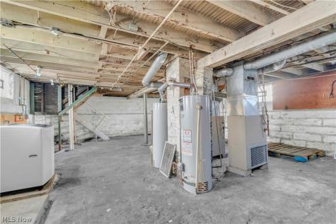 11601 Headley Avenue Cleveland OH 44111