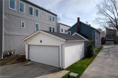 2471 Tremont Avenue Cleveland OH 44113
