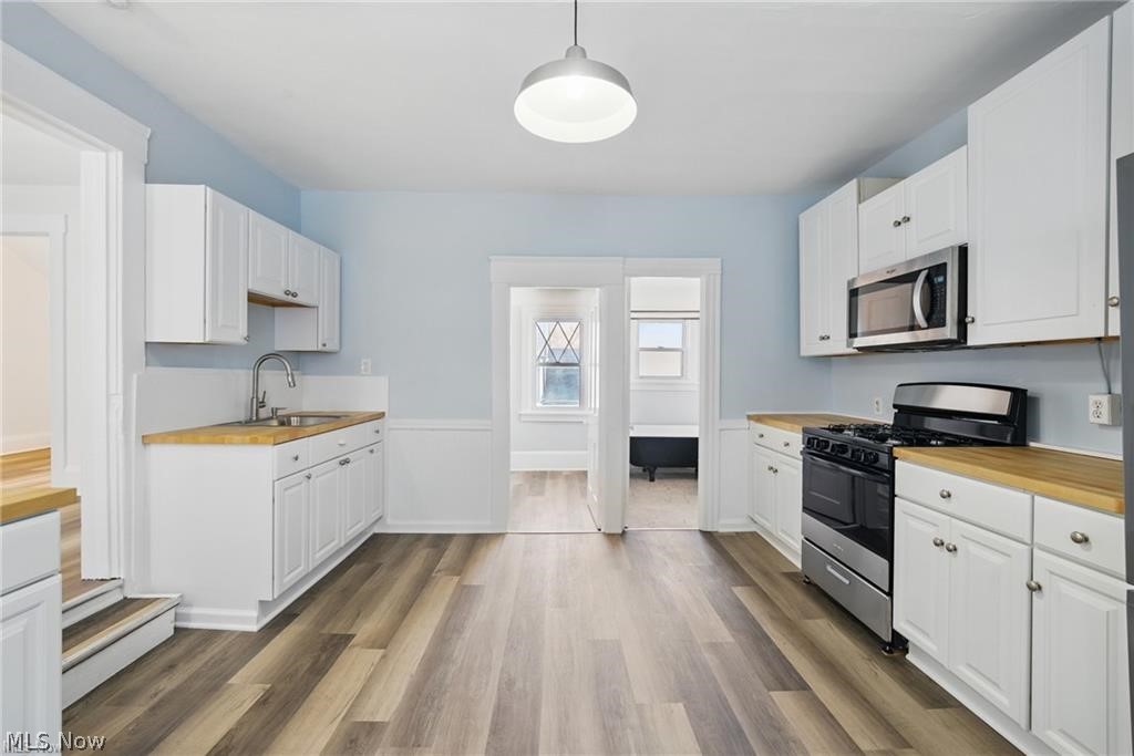 2471 Tremont Avenue Cleveland OH 44113