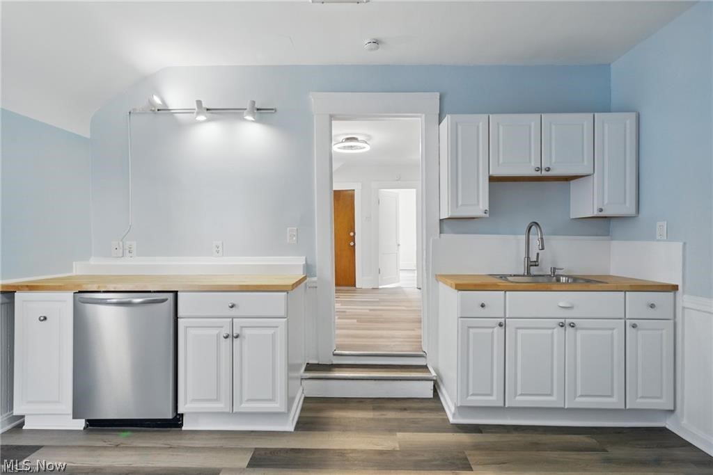 2471 Tremont Avenue Cleveland OH 44113
