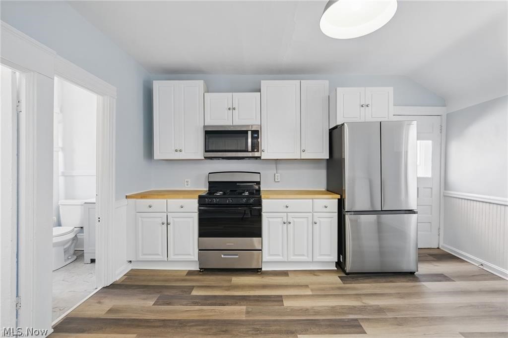2471 Tremont Avenue Cleveland OH 44113