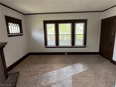 14415 Westropp Avenue Cleveland OH 44110