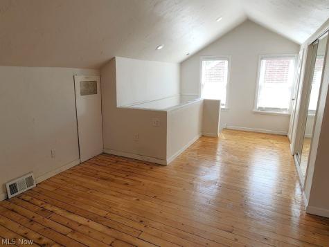 4102 Verona Road South Euclid OH 44121