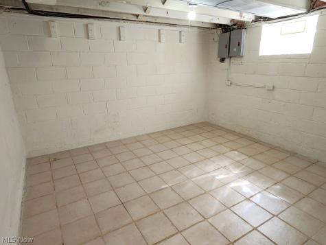 4102 Verona Road South Euclid OH 44121